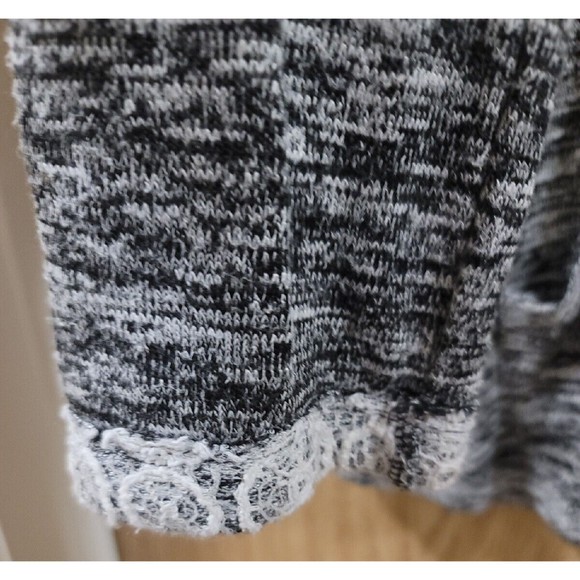 Miss Chievous Womens Junior’s Cowl Neck Gray Sweater~Size L - Picture 3 of 6